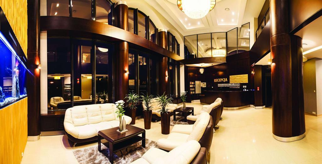 Hotel Era Сверадув-Здруй Экстерьер фото